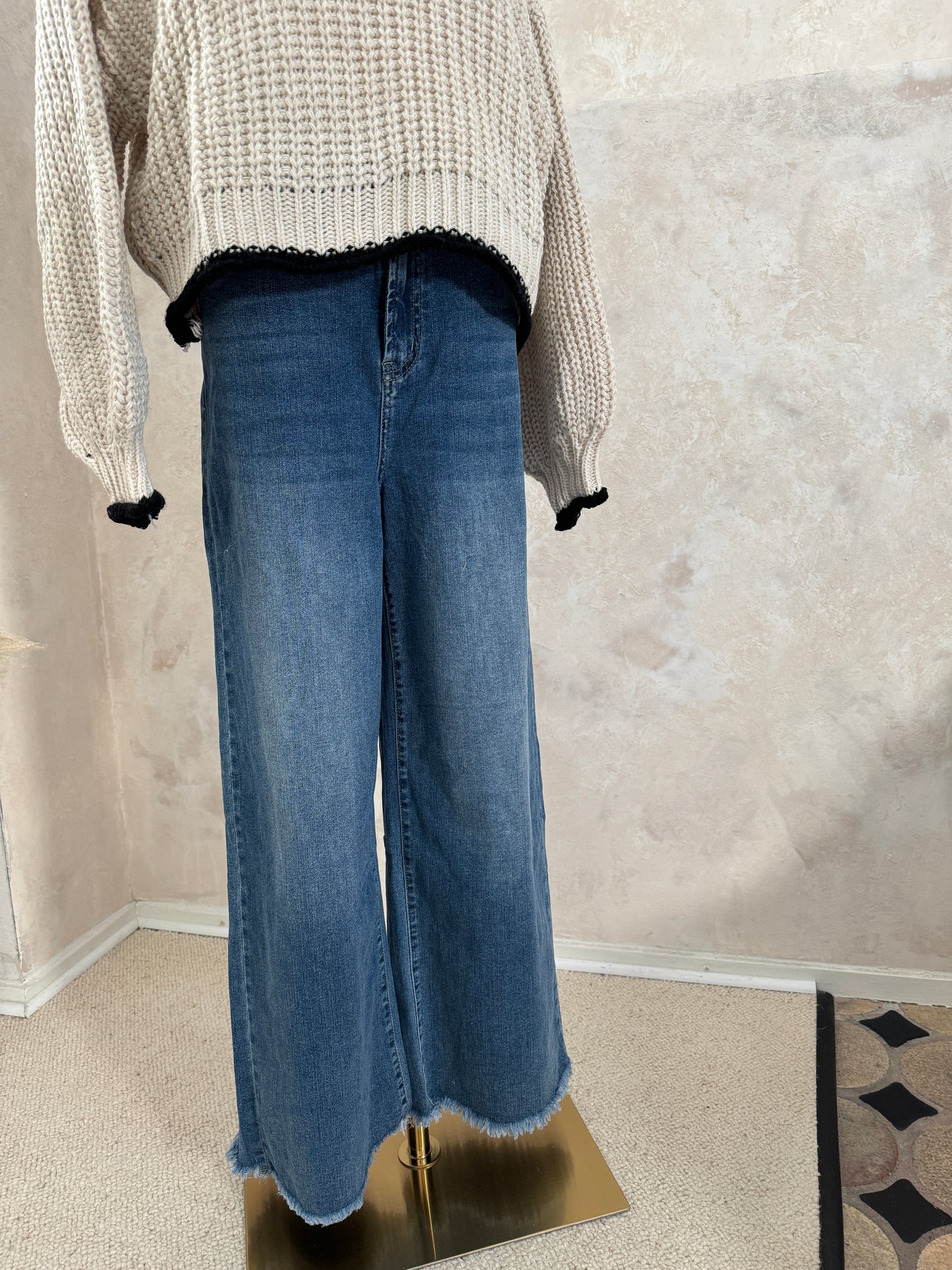 Jeans Wied Leg mit ungesäumten Saum