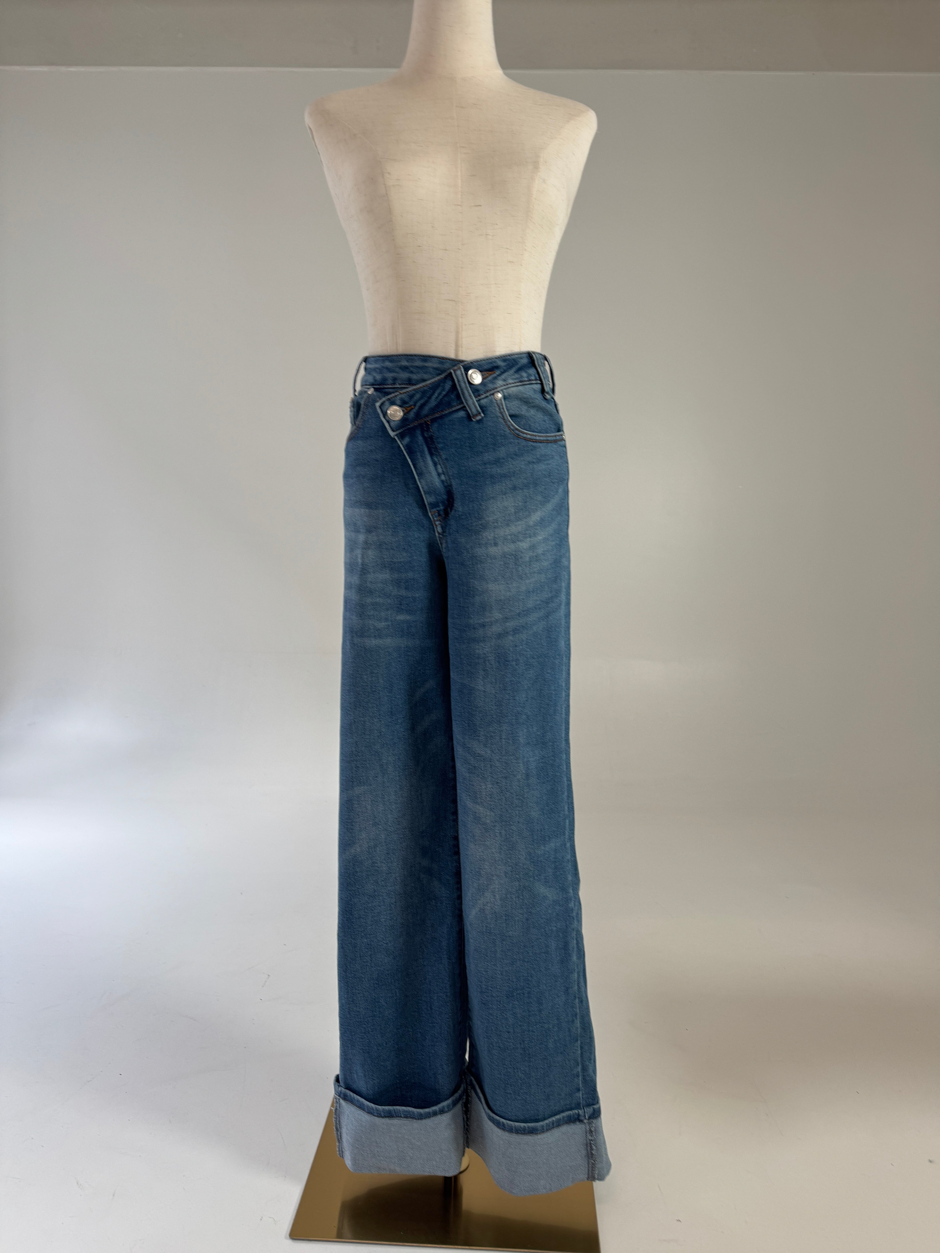 Damen Wide Leg Jeans mit Cross Button