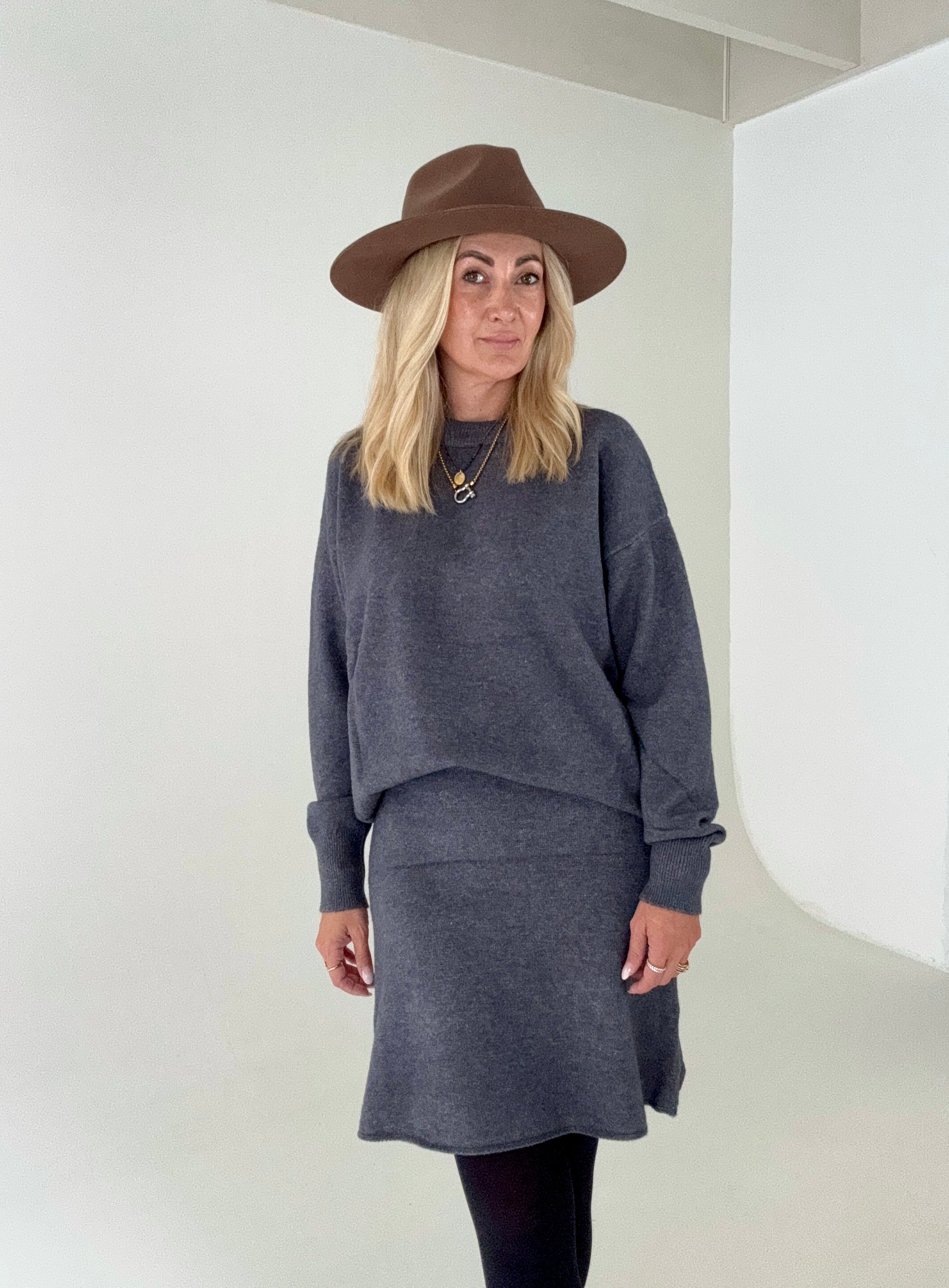 Set Cozy Pullover und Rock