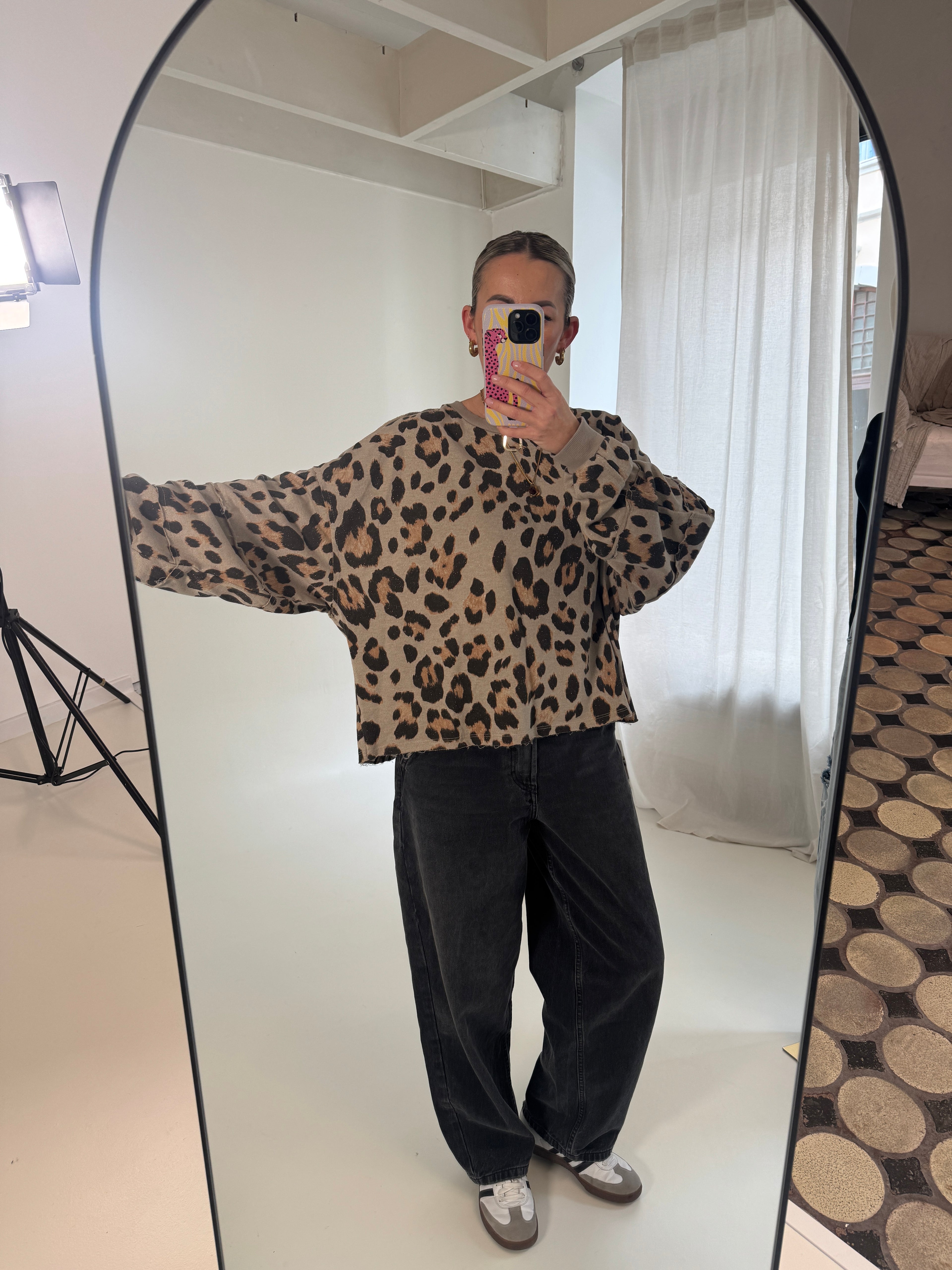 Leo Sweater